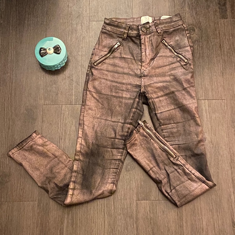 🖤Metallic Jeggings with Zippers!💜
